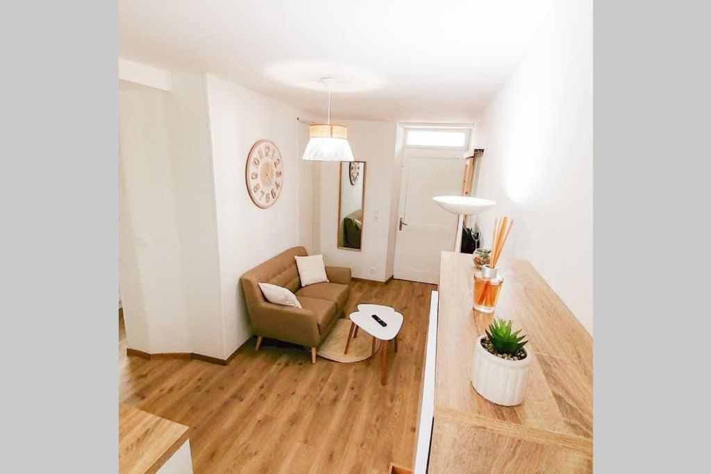 Apartament Le Cocoon / Proche Gare / Netflix Sens Zewnętrze zdjęcie