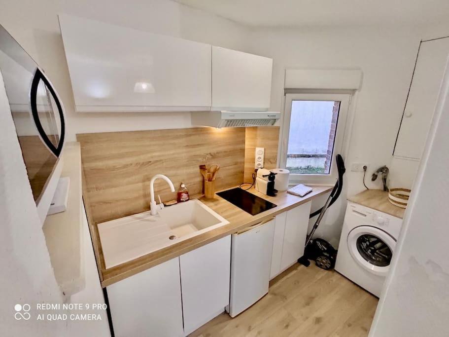 Apartament Le Cocoon / Proche Gare / Netflix Sens Zewnętrze zdjęcie